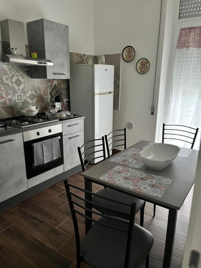 Casa Vacanze "Albachiara" Apartamento Brindisi Exterior foto
